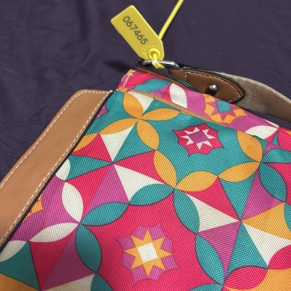 Lily Bloom Colorful Geometric Crossbody Bag - Picture 5 of 7